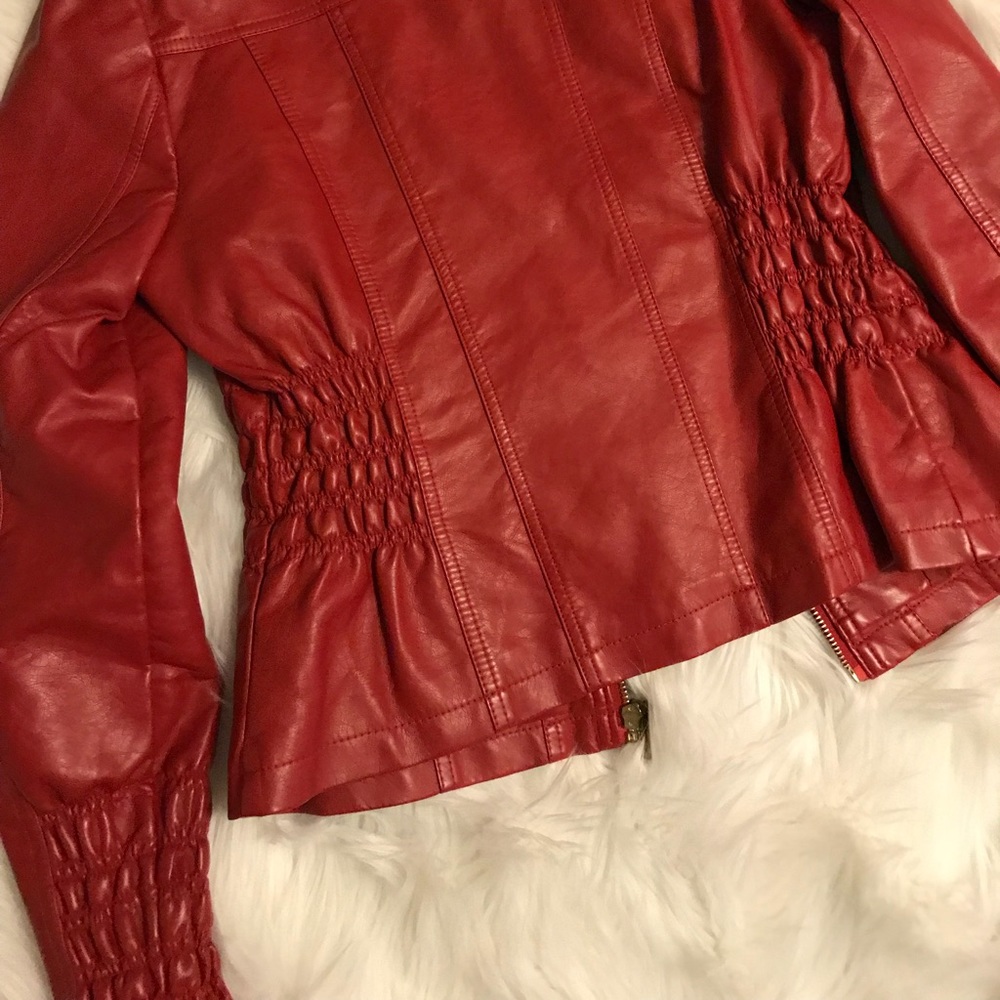 Jacket - Picture 4 of 7