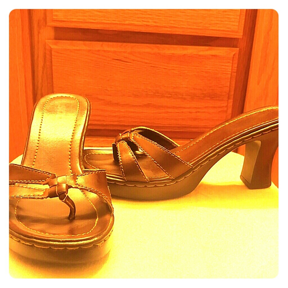 Elegant Brown heels