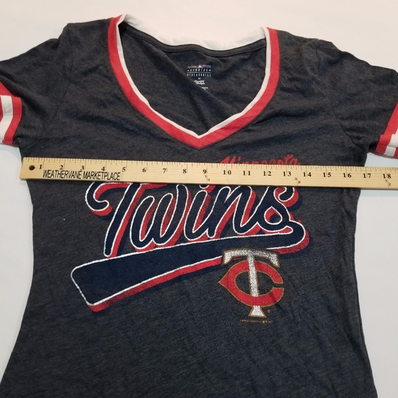 Women's V-Neck Minnesota Twins Tee - Picture 8 of 8