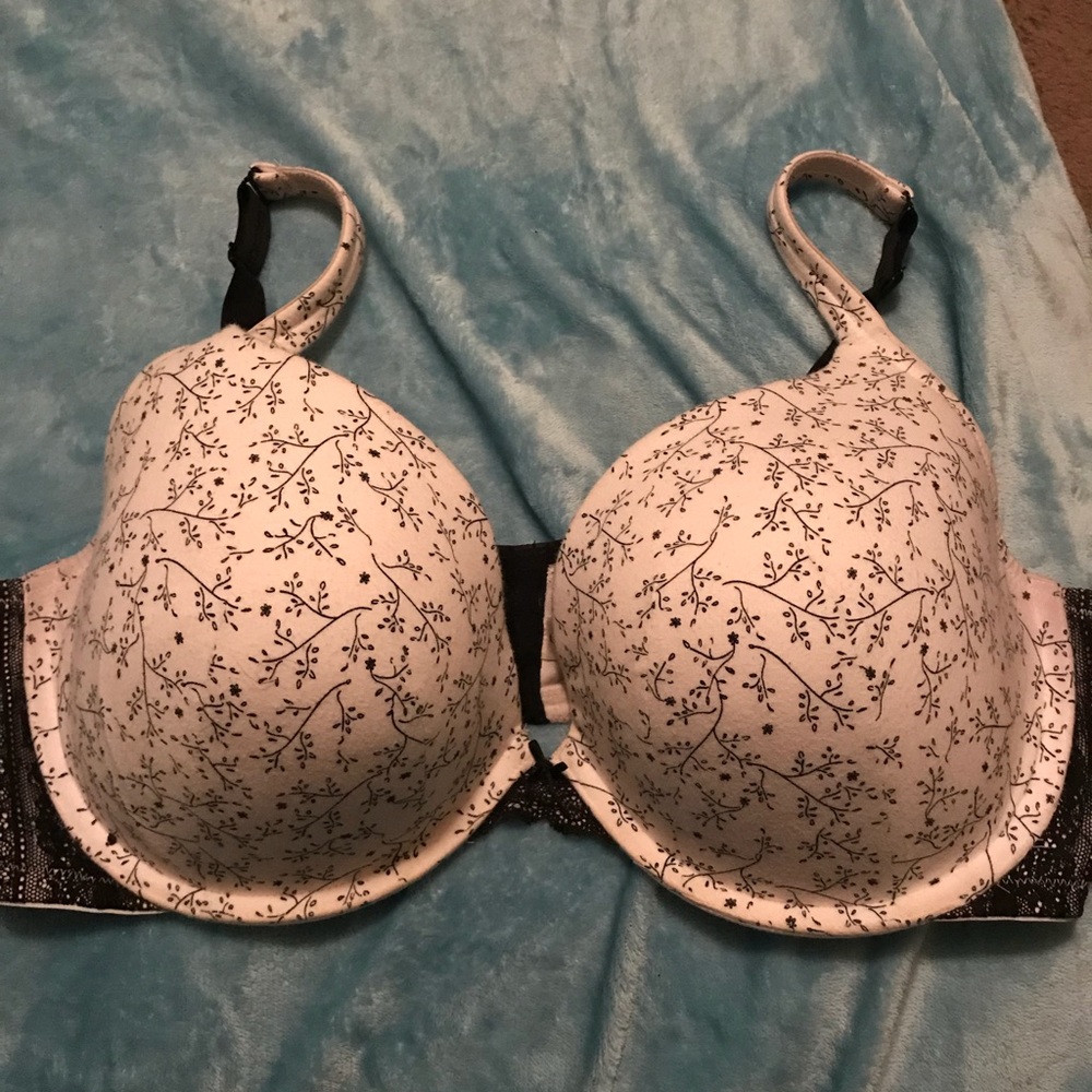44dd Cacique bra super pretty