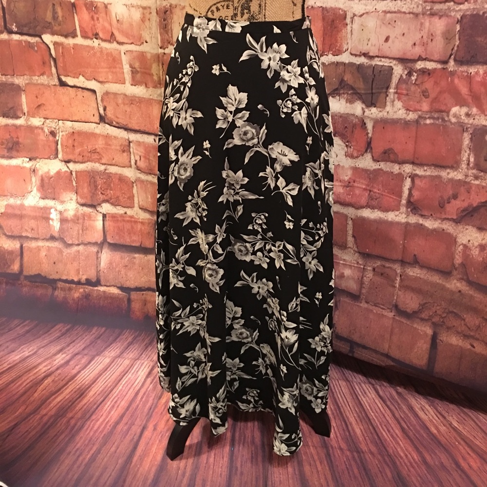 Ann Taylor 100% silk maxi skirt