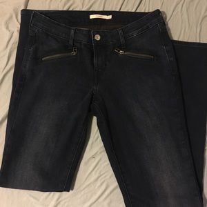 Levi’s jeans dark wash