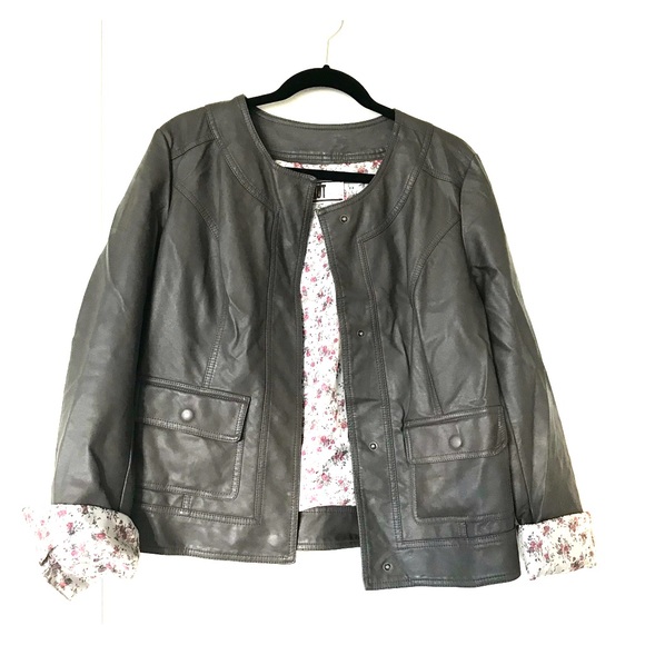 Kut from the Kloth Jackets & Blazers - Kut from the Kloth vegan leather jacket, size xl