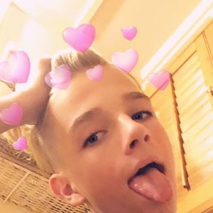 Meet your Posher, Sebastian