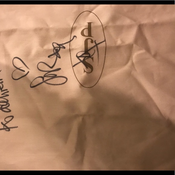 Sarah Jessica Parker Signed SJP shoes Dust bag - Picture 2 of 5