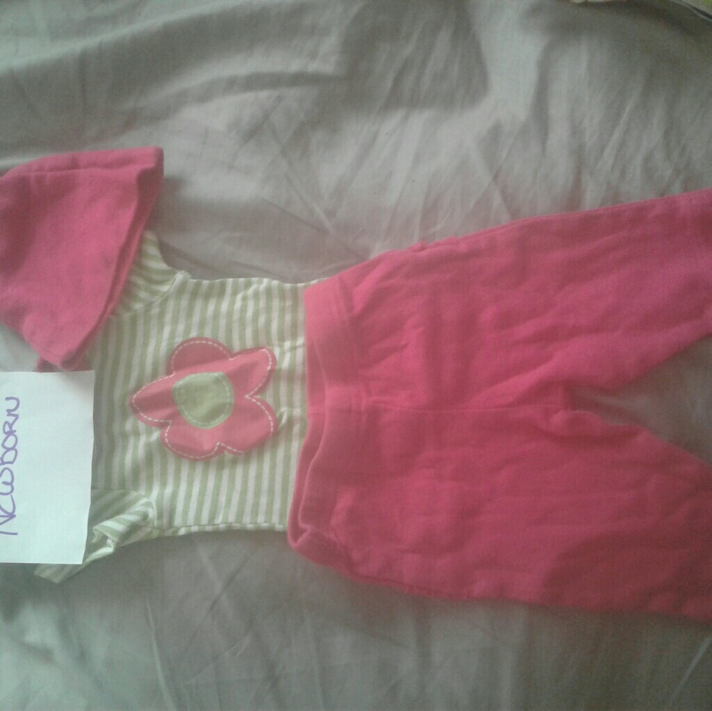 newborn bundle - Picture 2 of 4
