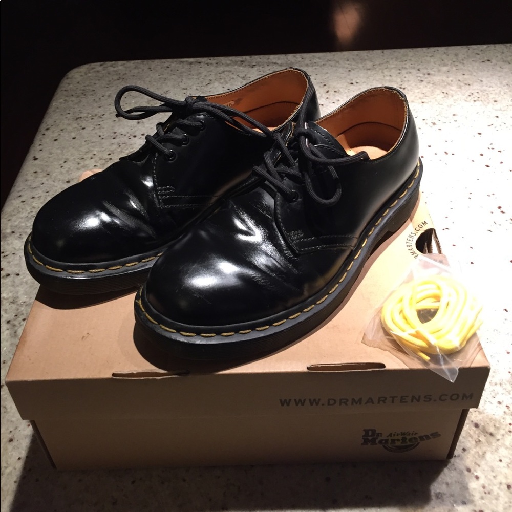Women's 1461 smooth Dr. Martens