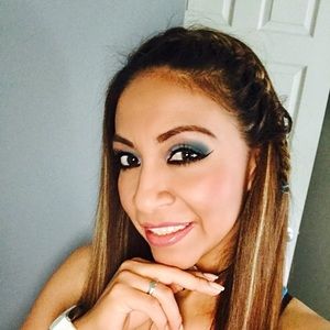 Meet your Posher, Rocio