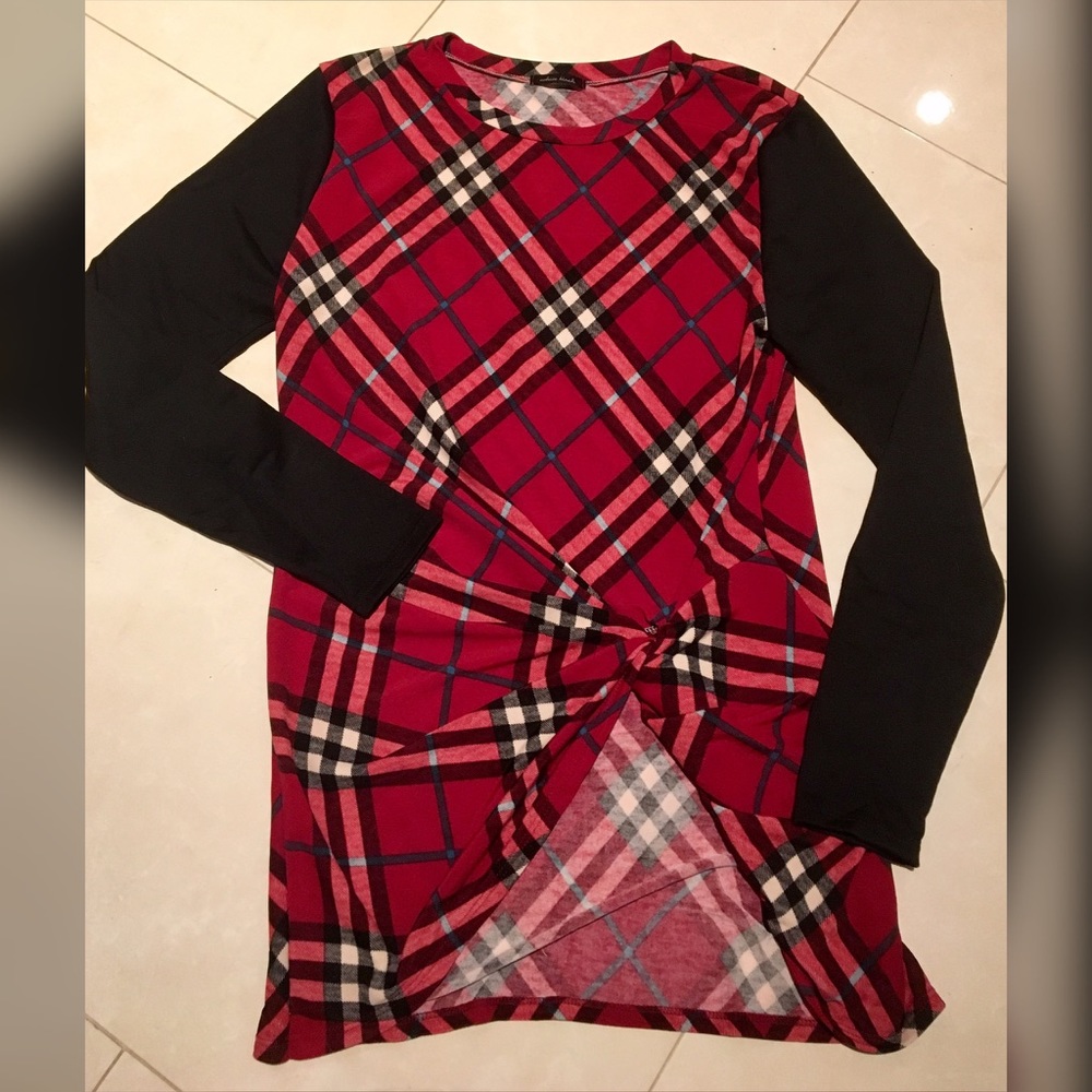LAST 1 Gorgeous Plaid hi lo twist Tunic w/contrast - Picture 3 of 5