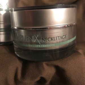 replenix neckletage