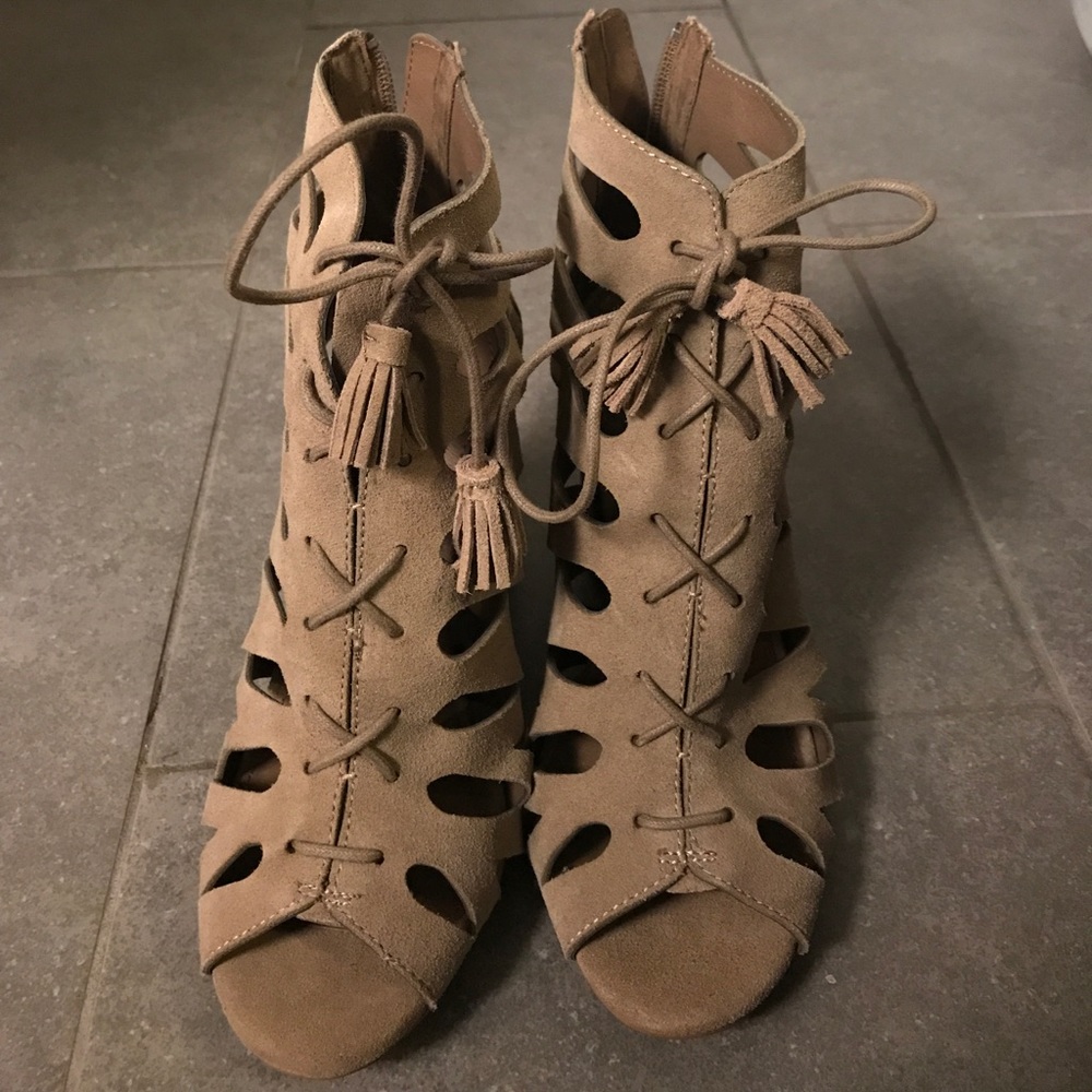 MIA NWOT Bootie