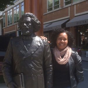 Meet your Posher, Linda