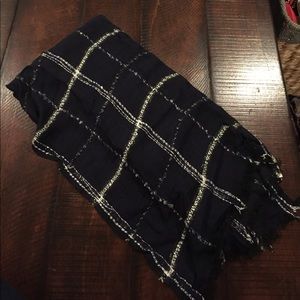 Navy scarf 🍃🍂🍁