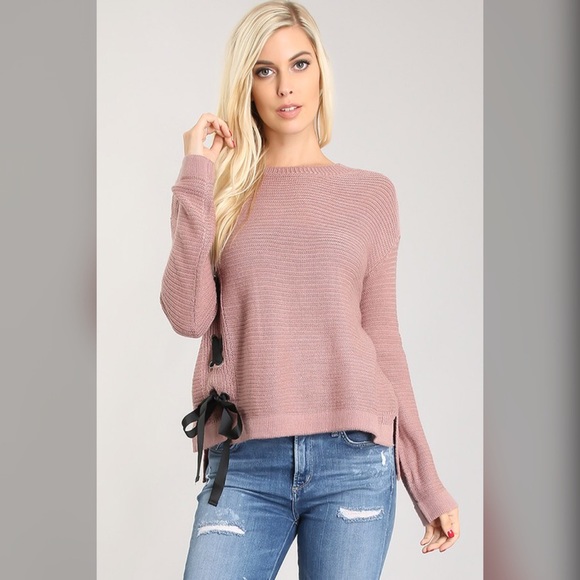 Soft and beautiful side tie Sweater - Picture 3 of 4