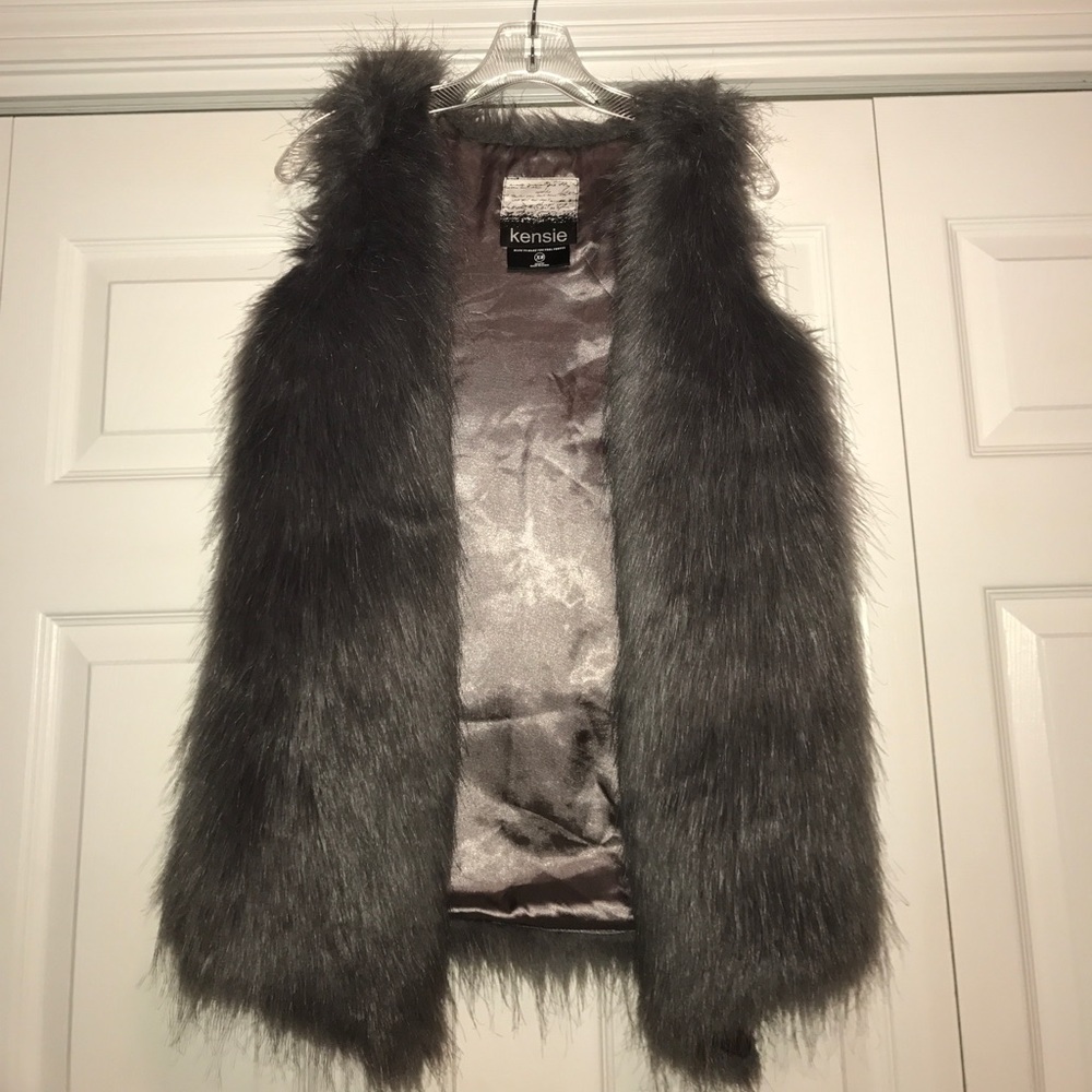 Kensie Faux Fur Vest