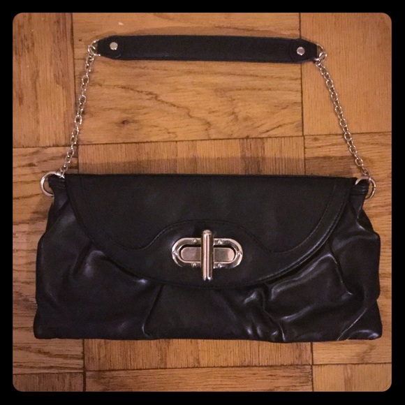 Daisy Fuentes Handbags - Black faux leather chain strap clutch