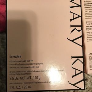 MaryKay Microdermabrasion Set