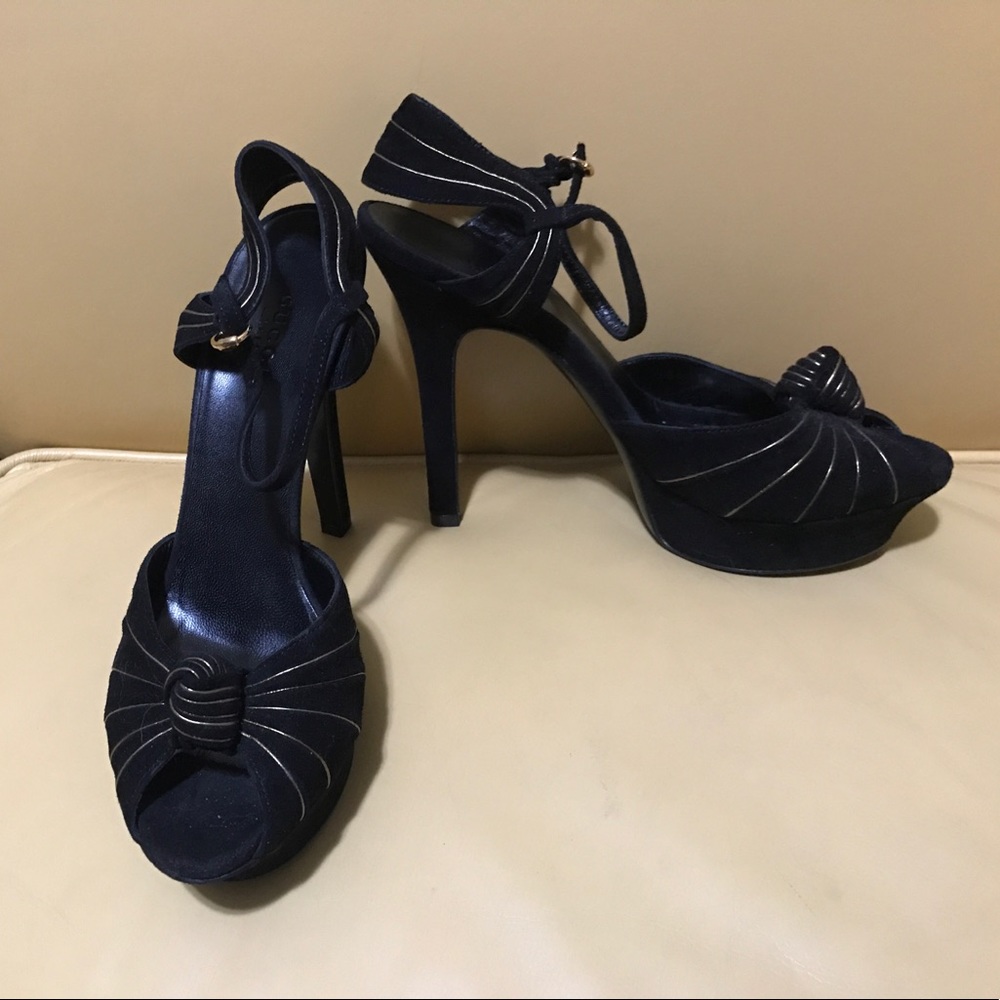 Sexy Suede Black & Gold Runway Heels
