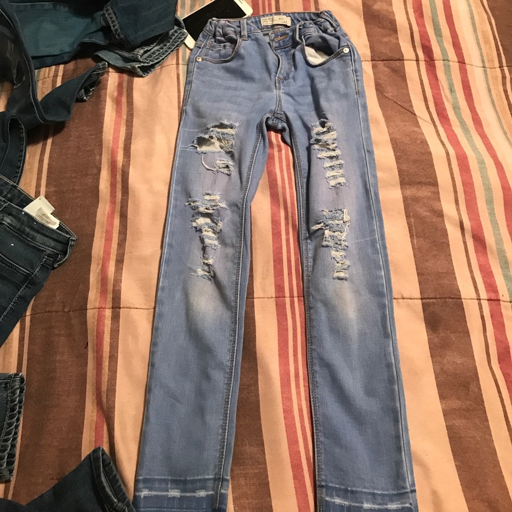 Zara Girl Distressed Jeans