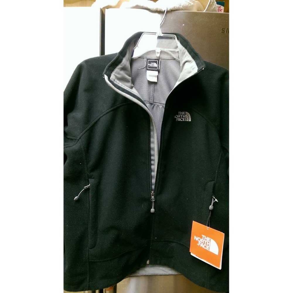 Northface windbreaker jacket