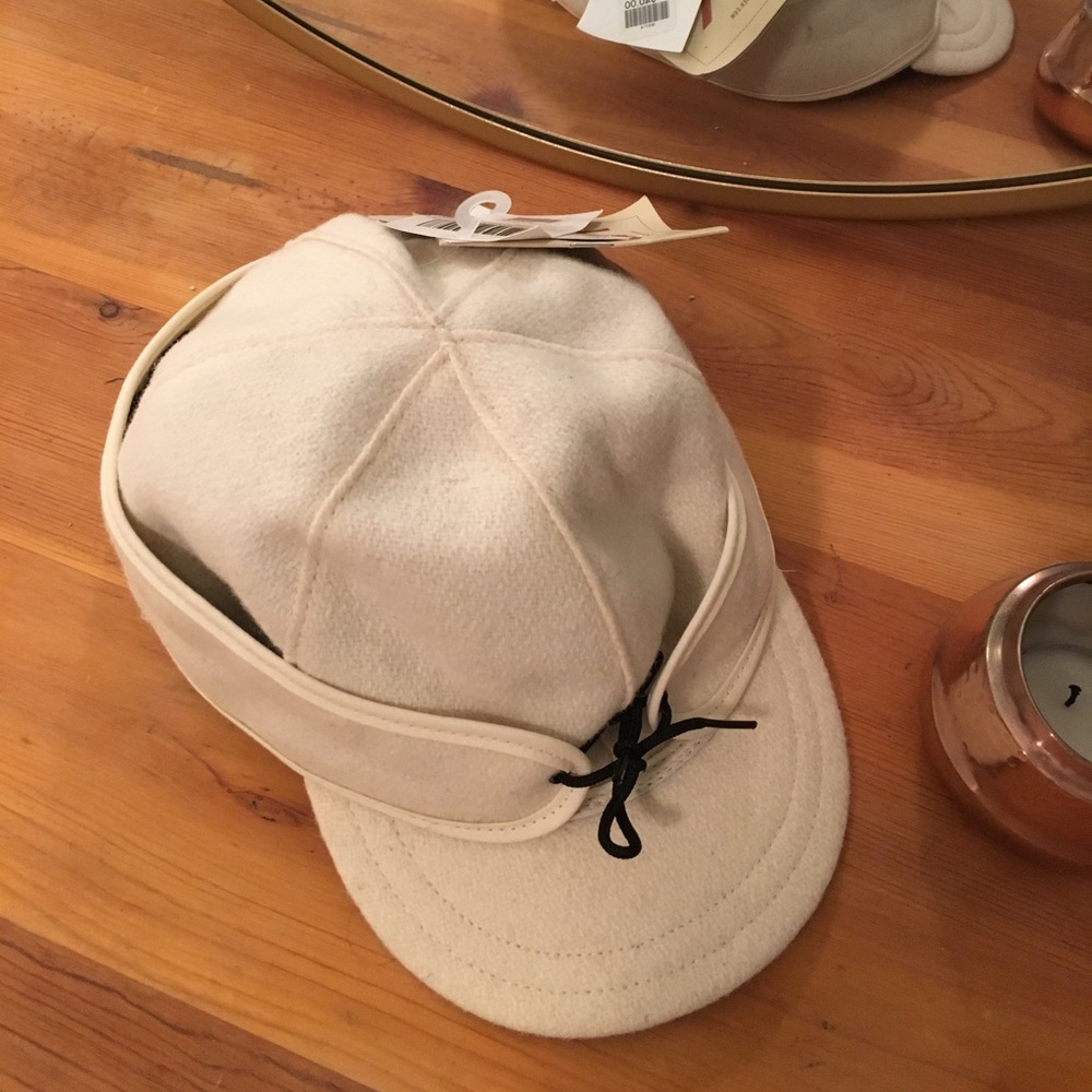 Stormy Kromer hat NWT