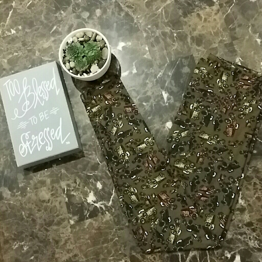 NWOT LulaRoe OS leggings- Antique Cars!