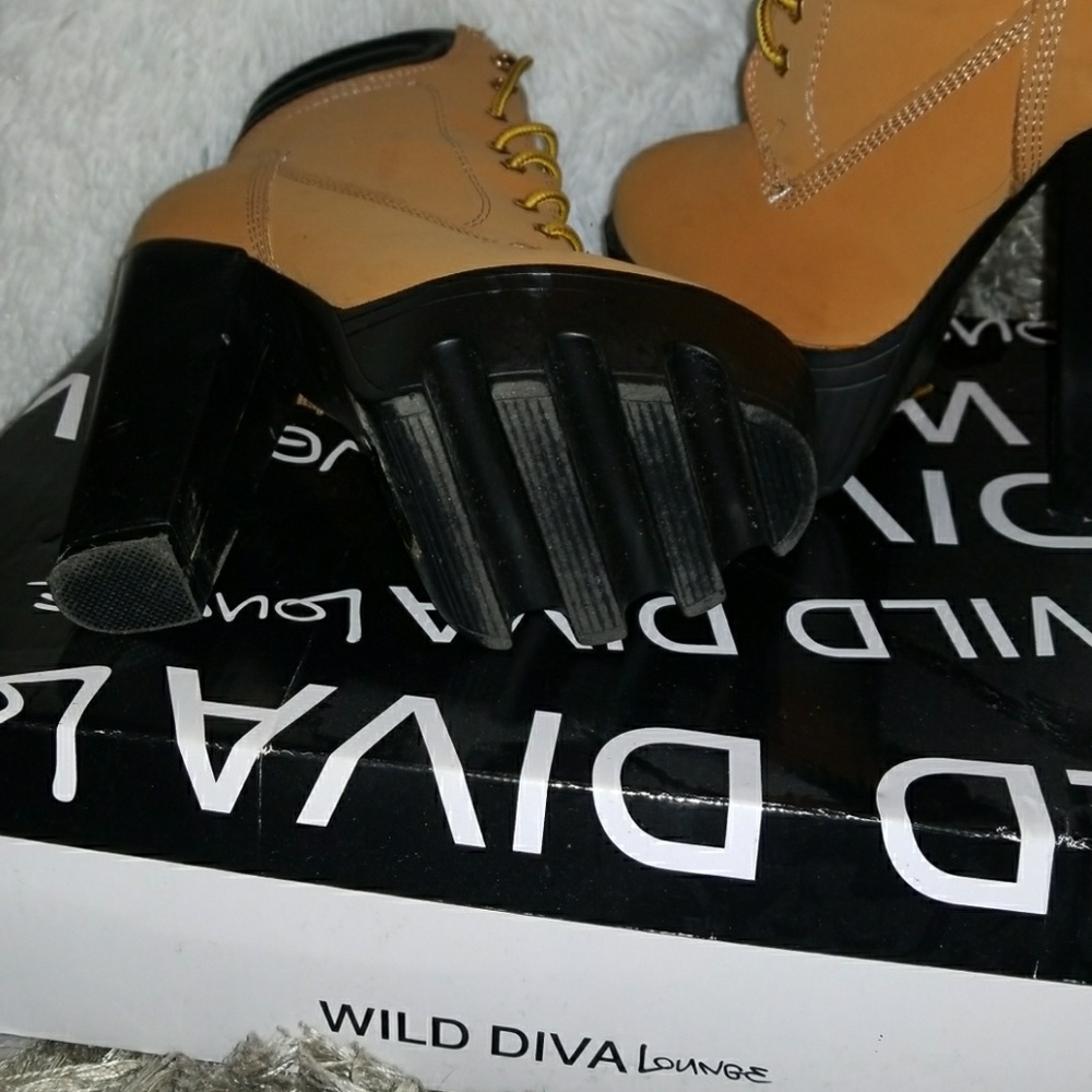 Camel colored booties. Worn twice. - Picture 2 of 4
