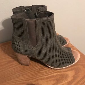 Desert Suede Perforated Olive Green Toms Booties