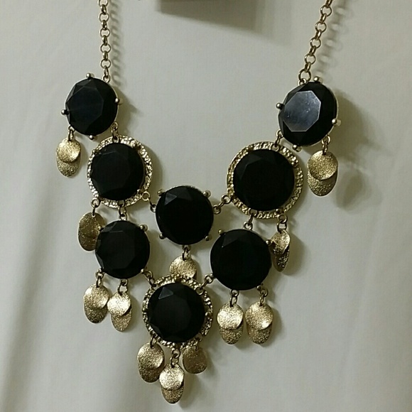 other Jewelry - Black faux stone statement necklace gold tone
