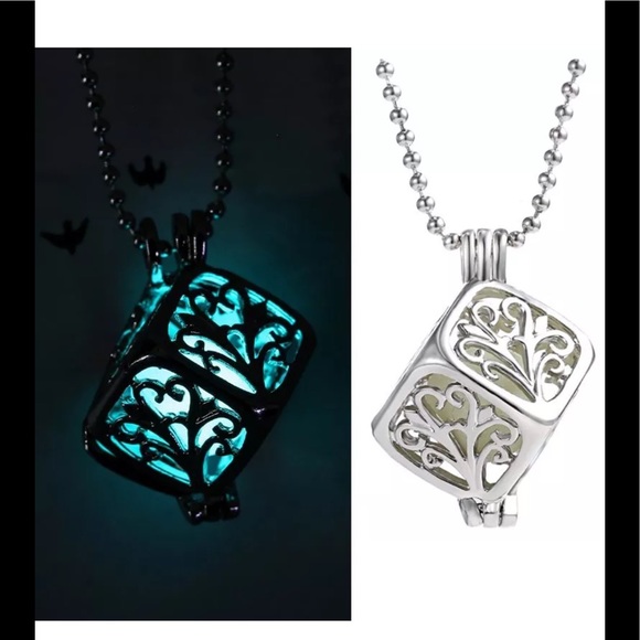 Jewelry - ๐บ*๐ Fairy cube glow in the dark NWOT Jewelry - ๐บ*๐ Fairy cube glow in the dark NWOT
