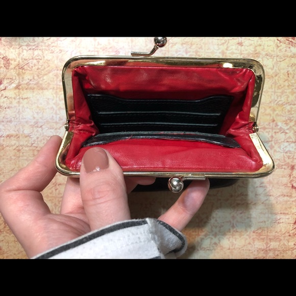 Dooney and Bourke coin purse - Picture 6 of 7