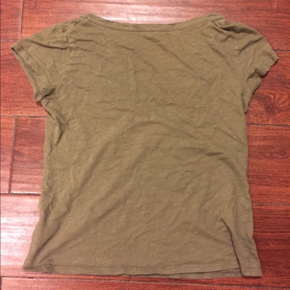 🌿Olive green t-shirt - Picture 3 of 5