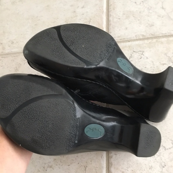 b.o.c. Clogs - Picture 6 of 7