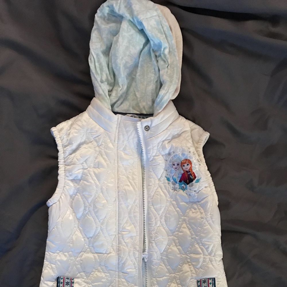 Anna and Elsa Vest to keep you Warm