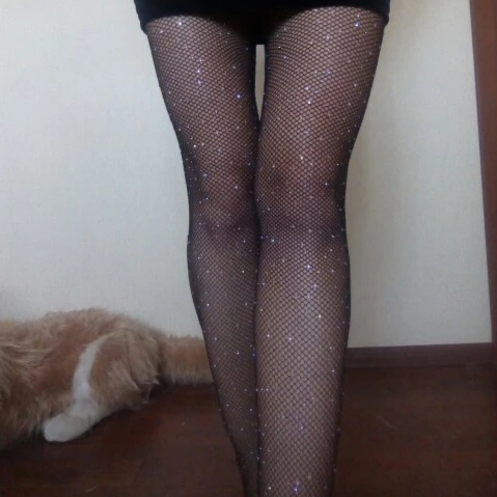 💎✨ Charlotte Sparkling Fishnets - Picture 2 of 5