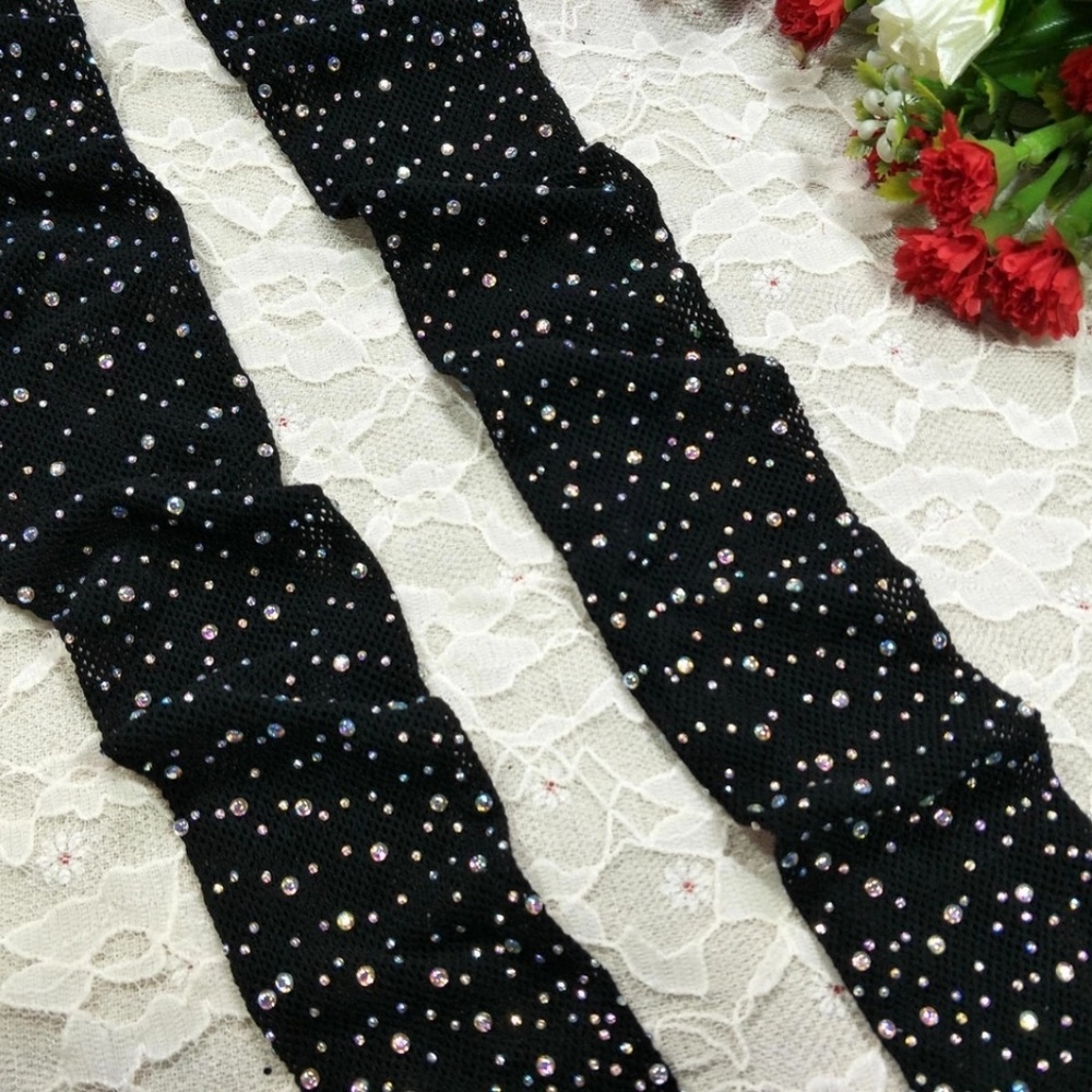 💎✨ Charlotte Sparkling Fishnets - Picture 3 of 5
