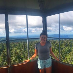 Meet your Posher, Deirdre