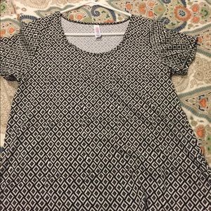 Black and white classic tee