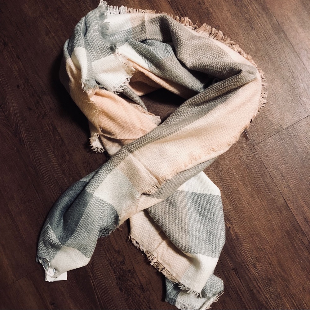 ONE LEFT!  Blush and grey blanket scarf