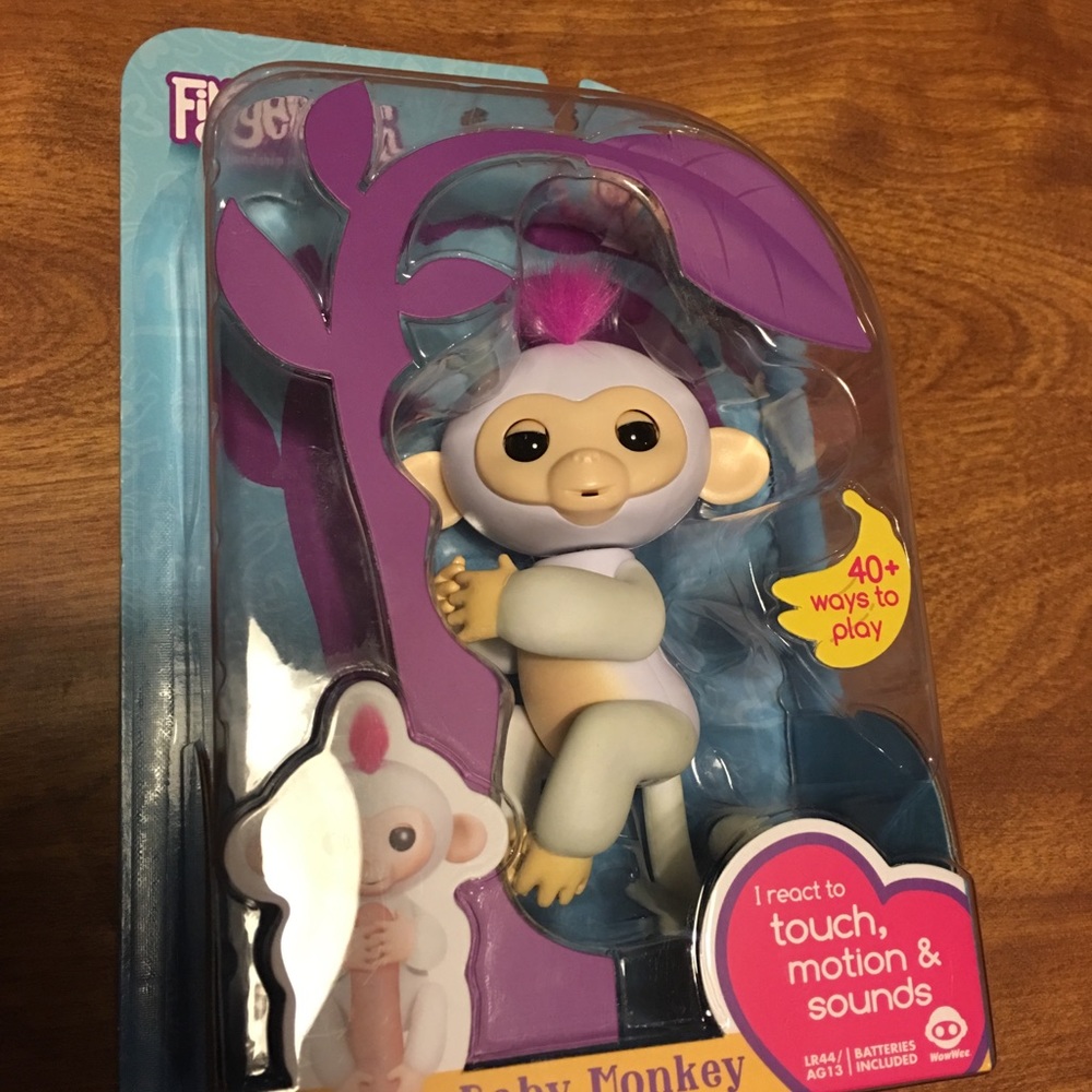 WowWee Fingerling Monkey-Sophia