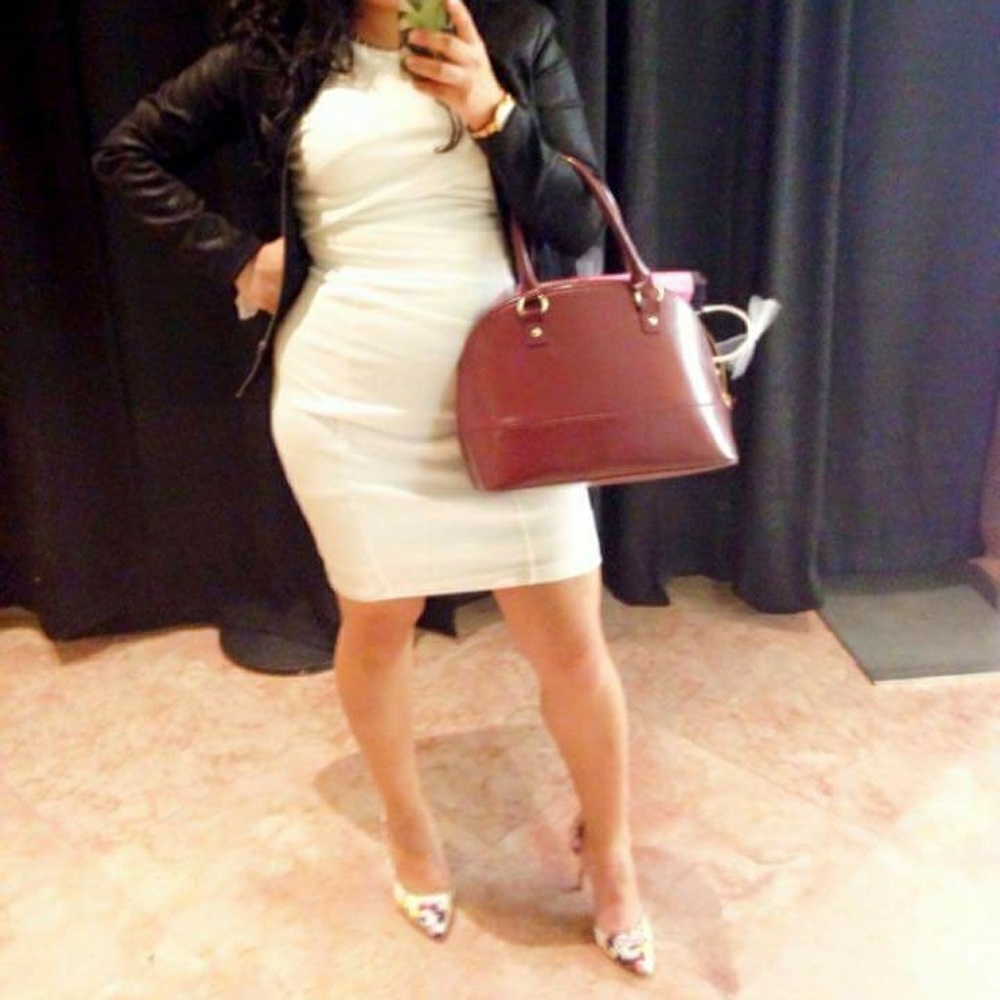 Xoxo dress off-white.