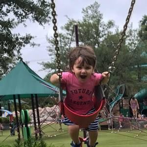 Meet your Posher, Sara