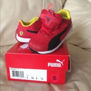 Puma Ferrari toddler shoes size 6