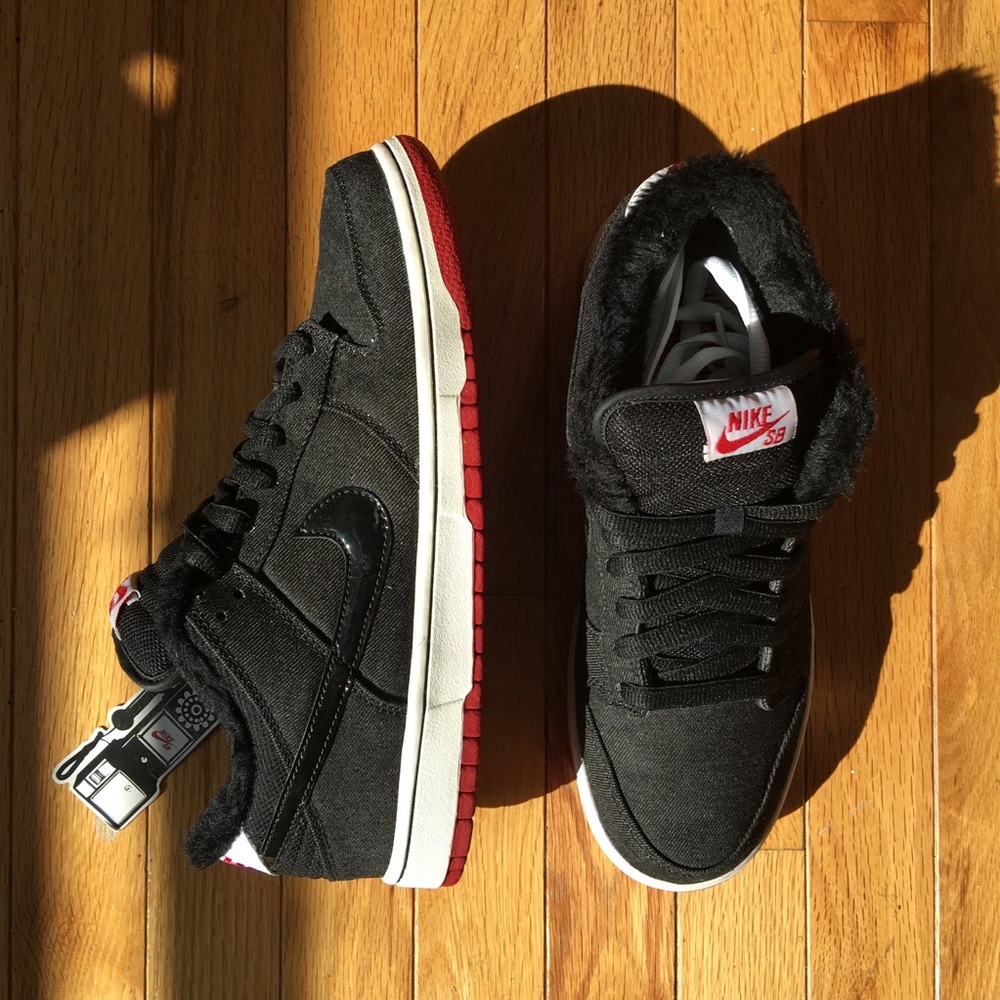 Nike SB Dunk Low Prem Larry Perkins Chirping Bird
