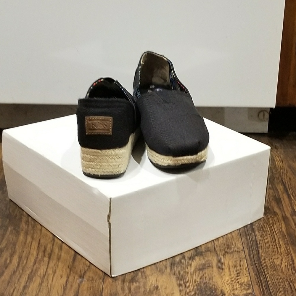 Bob's memory foam shoes