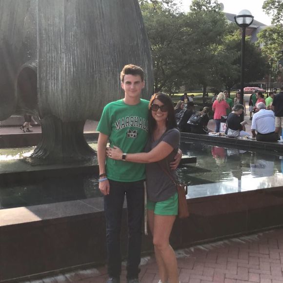 Meet your Posher, Michelle - Picture 1 of 1