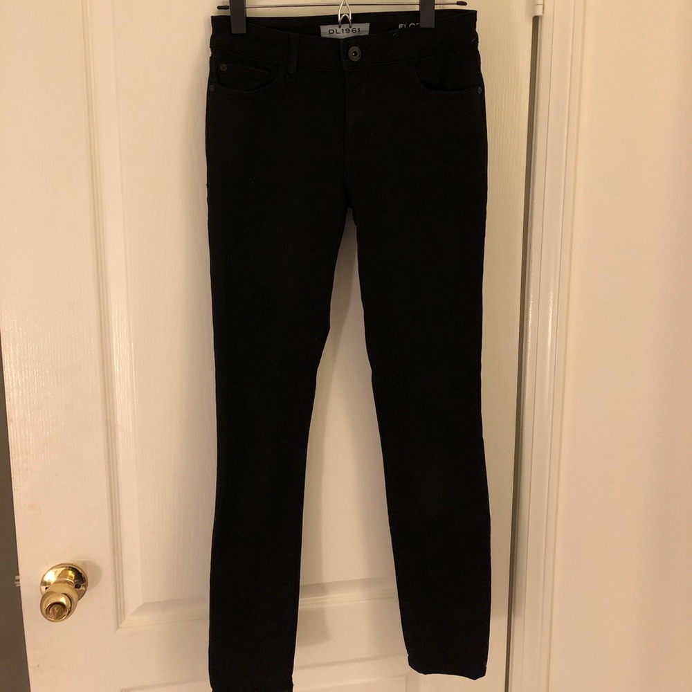 DL1961 Black Jeans - Size 27🖤
