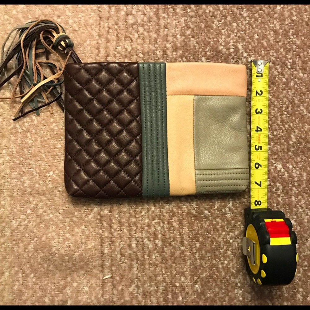 Margot leather clutch with tassel detail - Picture 6 of 6