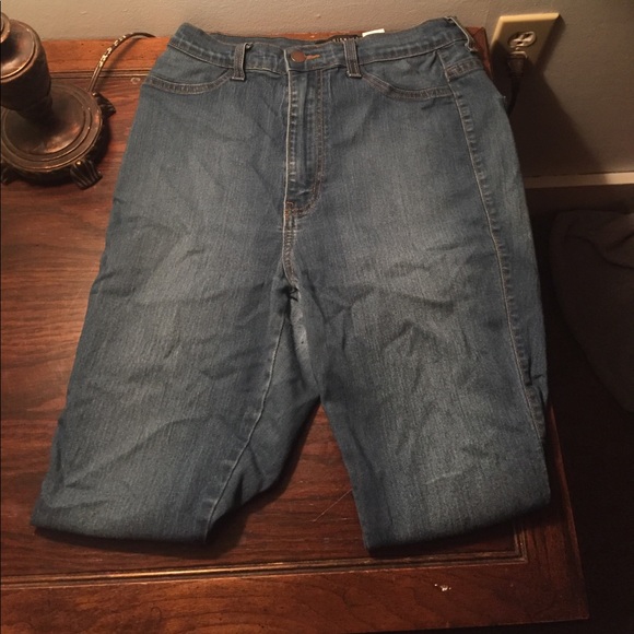 SOLD - Picture 6 of 7