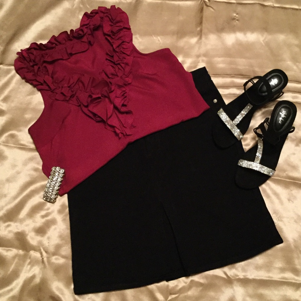 BOGO Free❤Drama Gold black denim pleated skirt